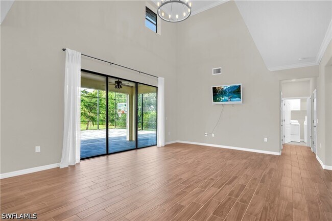 Building Photo - 11884 Boxelder Way