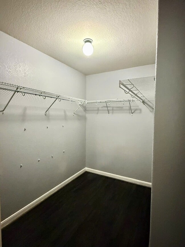 Building Photo - 9214 Purston Ct