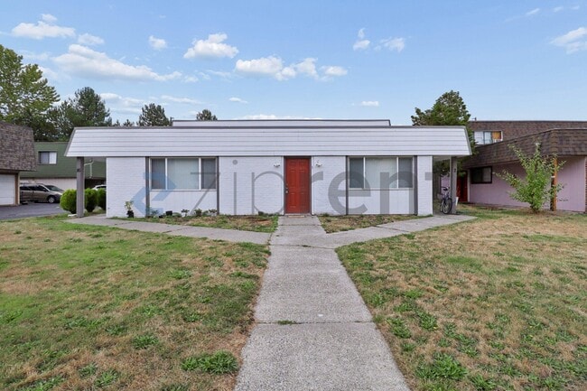 Building Photo - 16 147th Ave SE