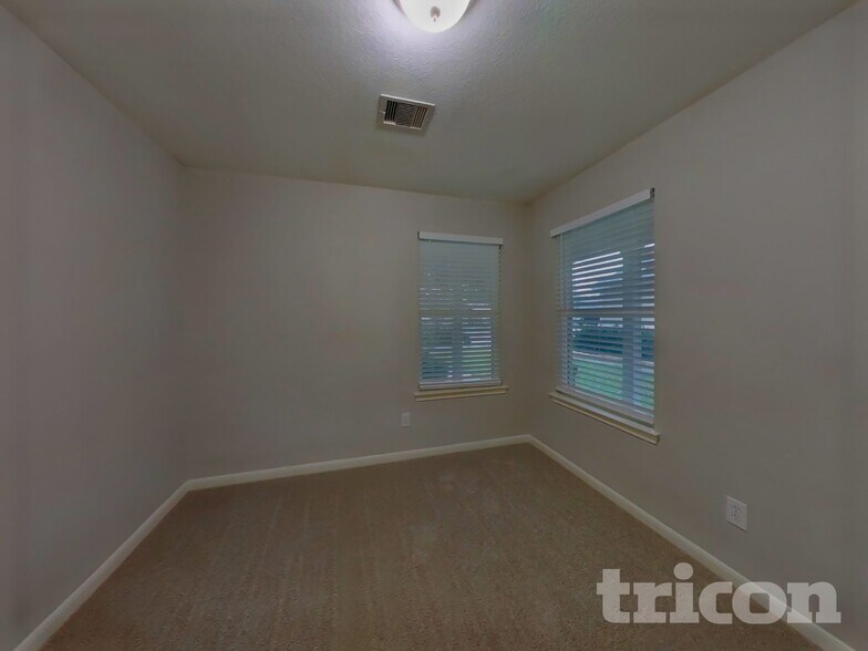 Building Photo - 6535 Providence View Ln