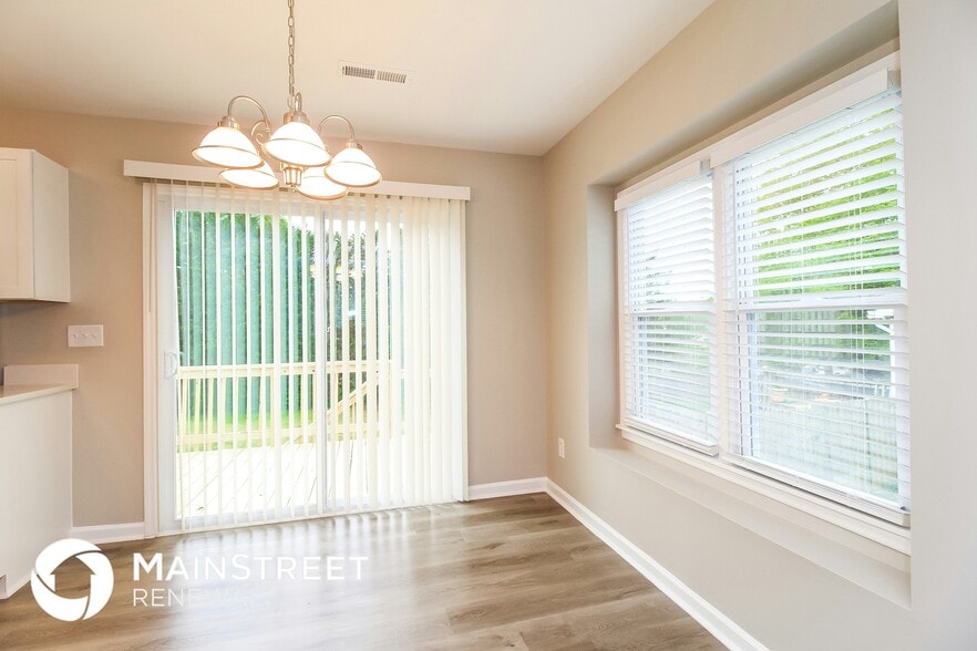 Building Photo - 5600 Marty Ln