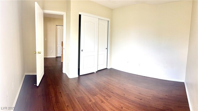 Building Photo - 4019 Benevolent Dr