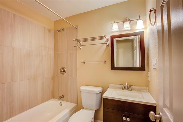 Building Photo - 4804 Springsong Ln