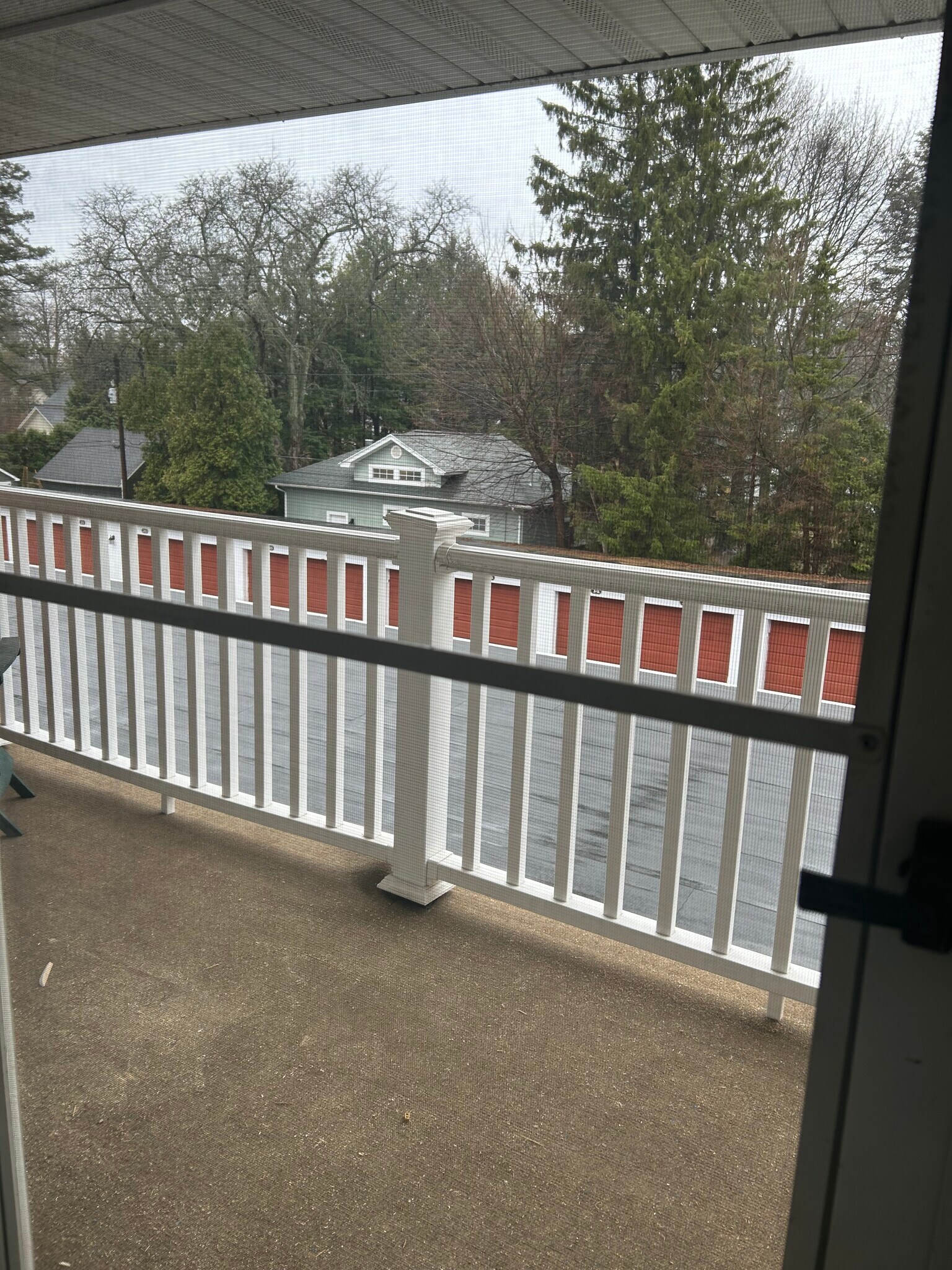 Building Photo - 2411 East Ave