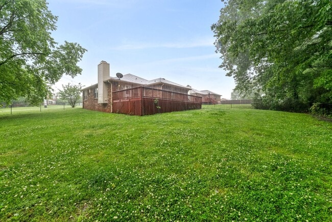 Building Photo - 735 Cayce Dr