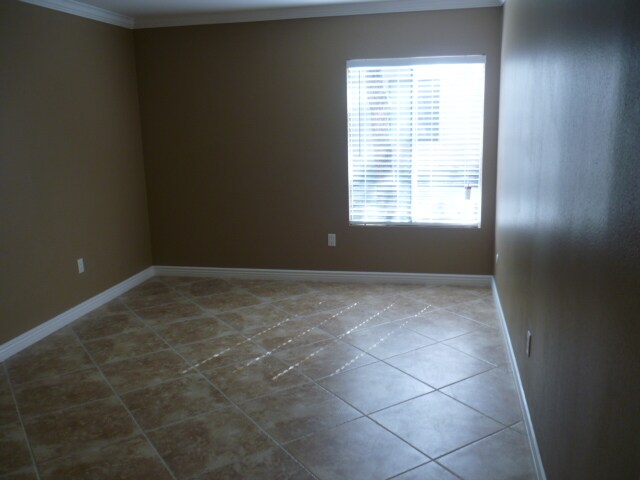 Building Photo - 18350 Hatteras St