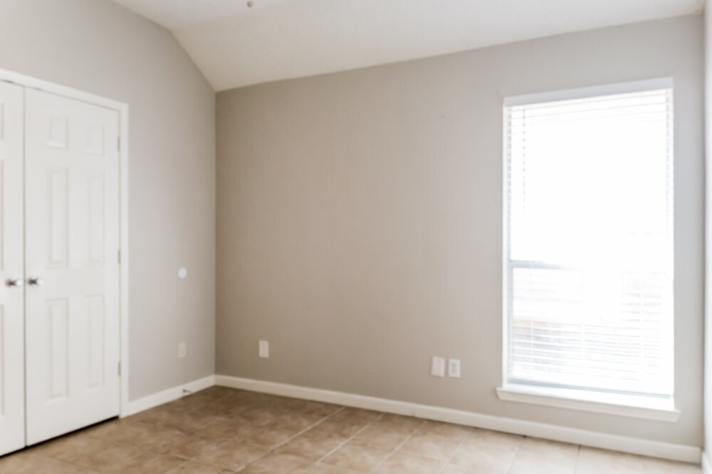 Building Photo - 7608 Honeybee Ln
