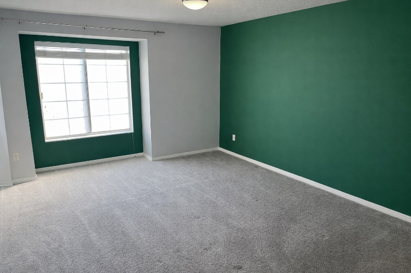 Building Photo - 573 E Main St