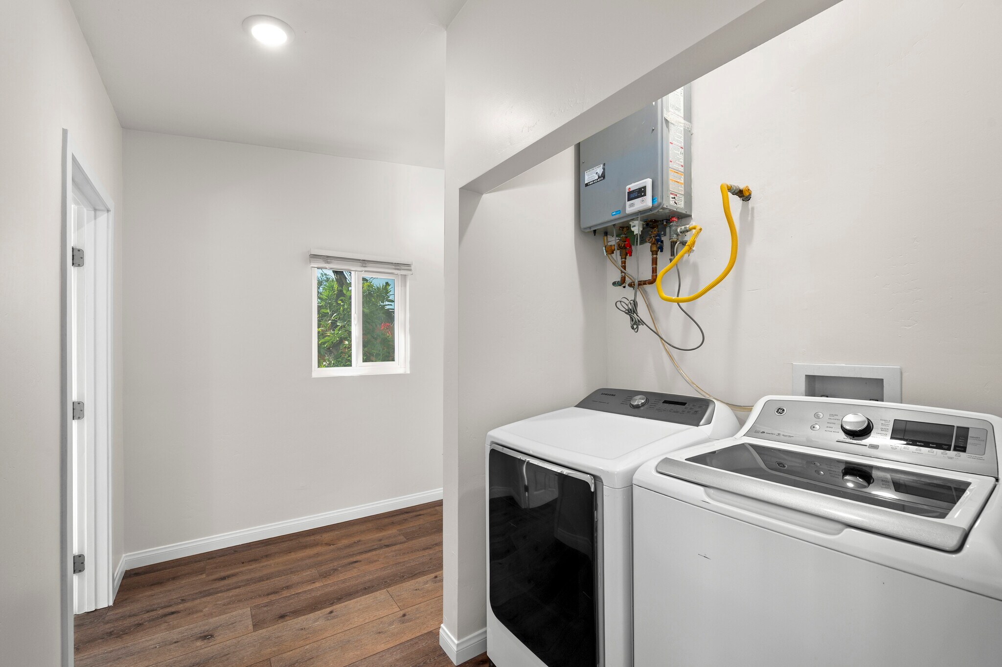 Building Photo - 3440 Hershey St