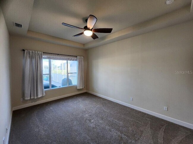 Building Photo - Beautiful Port Orange 4 Bedroom 2 Bathroom Pool Home