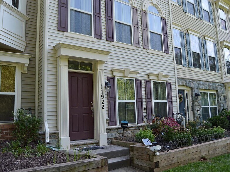 Building Photo - 11922 Weybridge Ln