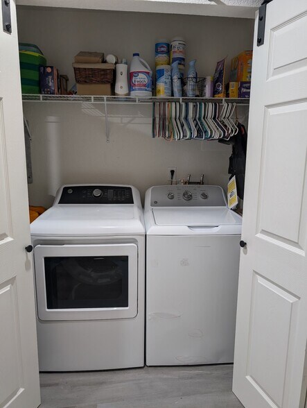 Building Photo - 5946 E 154th Pl
