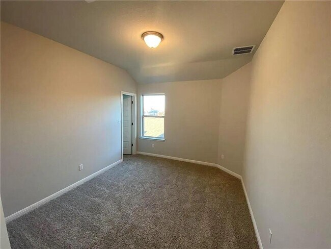 Building Photo - 1536 Whippletree Trl
