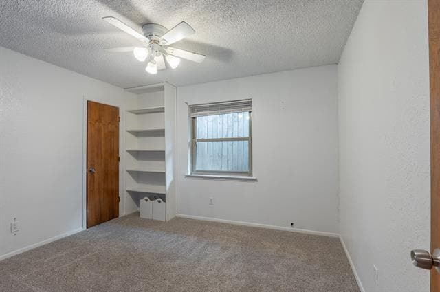 Building Photo - 2707 Woodshire Dr