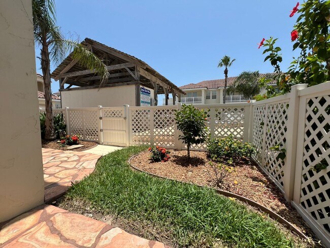 Building Photo - Resort-Style Island Living at Joya Del Mar!