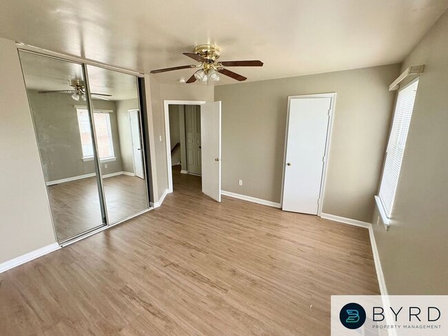 Building Photo - 508 Bethany Dr