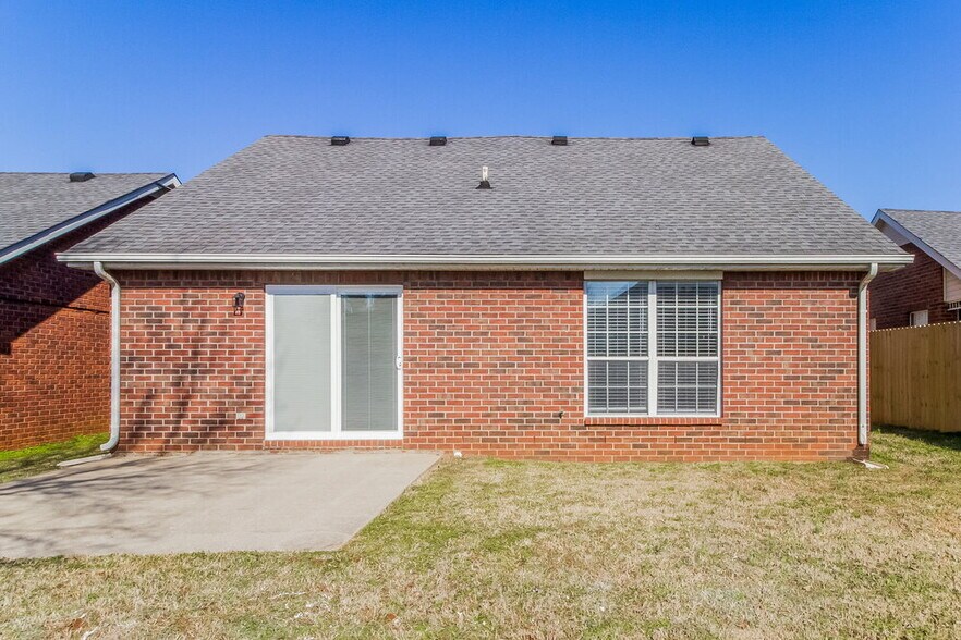Building Photo - 603 Freedom Ct