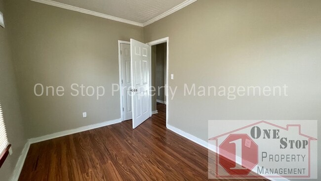 Building Photo - Beautiful 3 Bedroom 1 Bathroom Home in Kan...