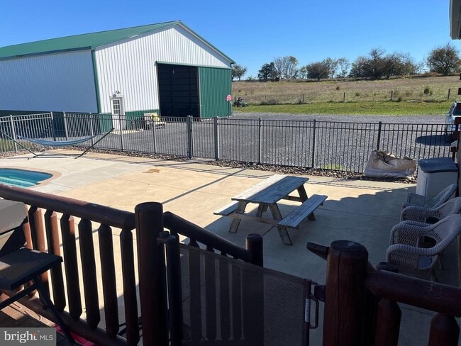 Building Photo - 4464 Leetown Rd