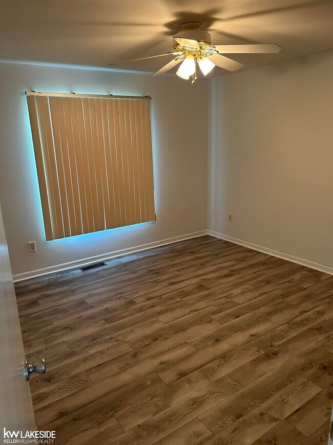 Building Photo - 52156 Antler Dr