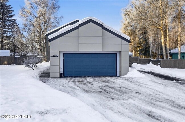 Building Photo - 2350 Cleo Ave