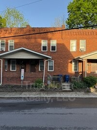 Building Photo - 41 University St