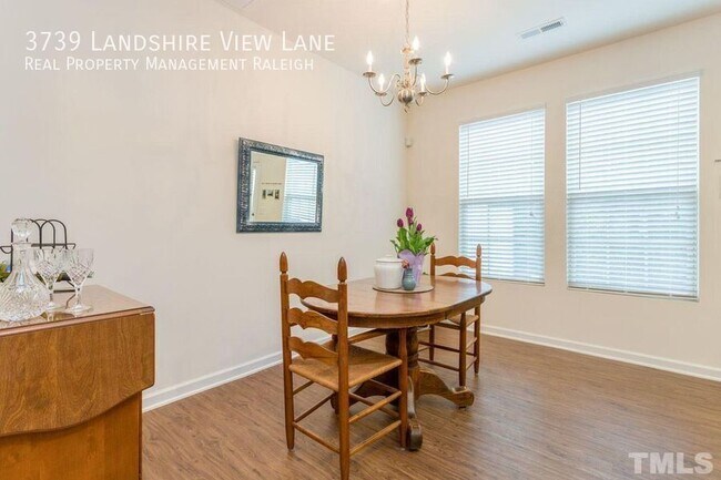 Building Photo - 3739 Landshire View Lane