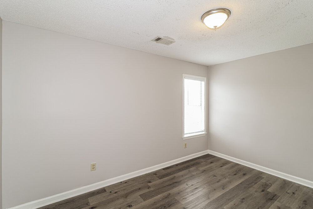 Building Photo - 8289 Crimson Creek Dr