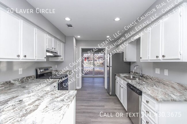 Building Photo - 20 Laver Cir