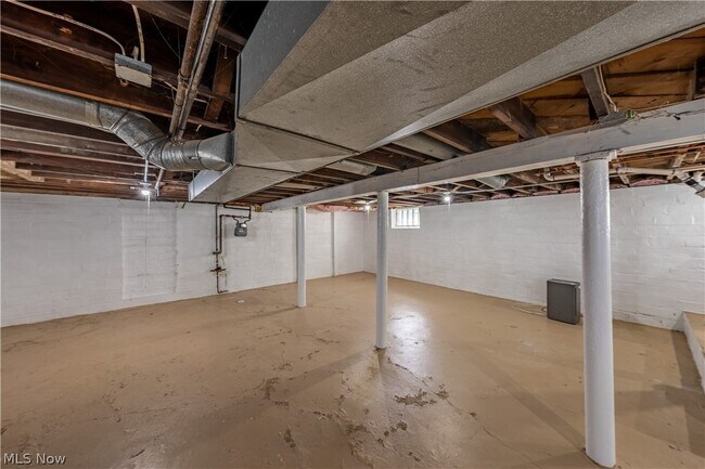 Building Photo - 1474 Middleton Rd