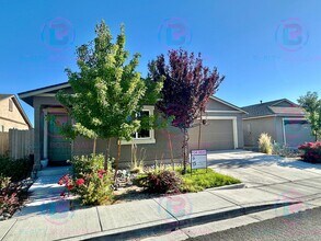 Building Photo - Spacious 4-Bedroom Lemon Valley Home with ...