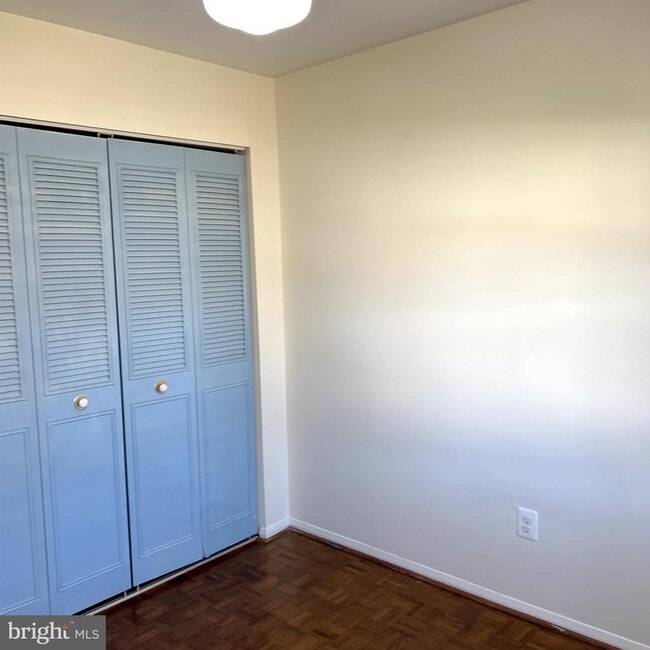 Building Photo - 3274 Applegate Ct