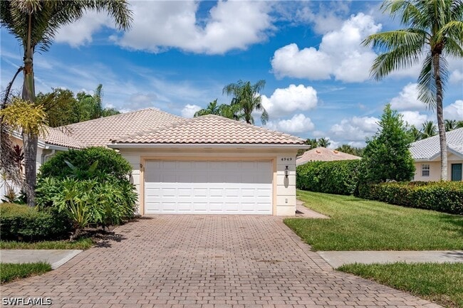 Building Photo - 4949 Kingston Way