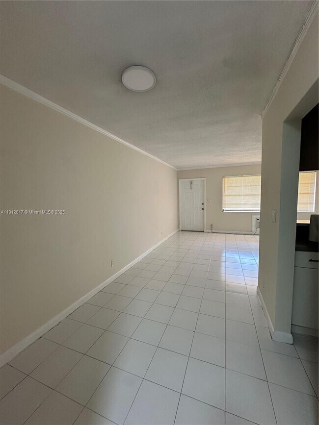 Building Photo - 2918 Funston St