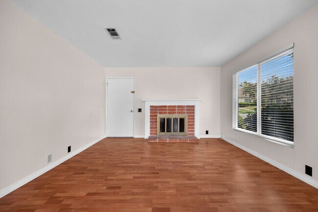 Building Photo - 10536 Greenford Dr