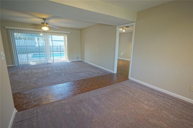 Building Photo - 10411 Butia Pl