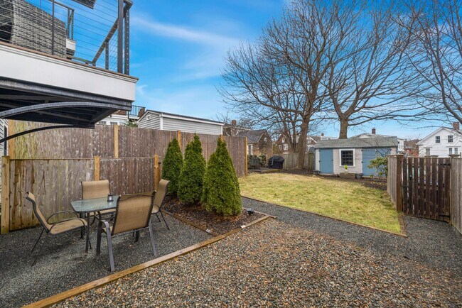 Building Photo - Winter Rental: Portside Walkabout (Dog-Friendly!)