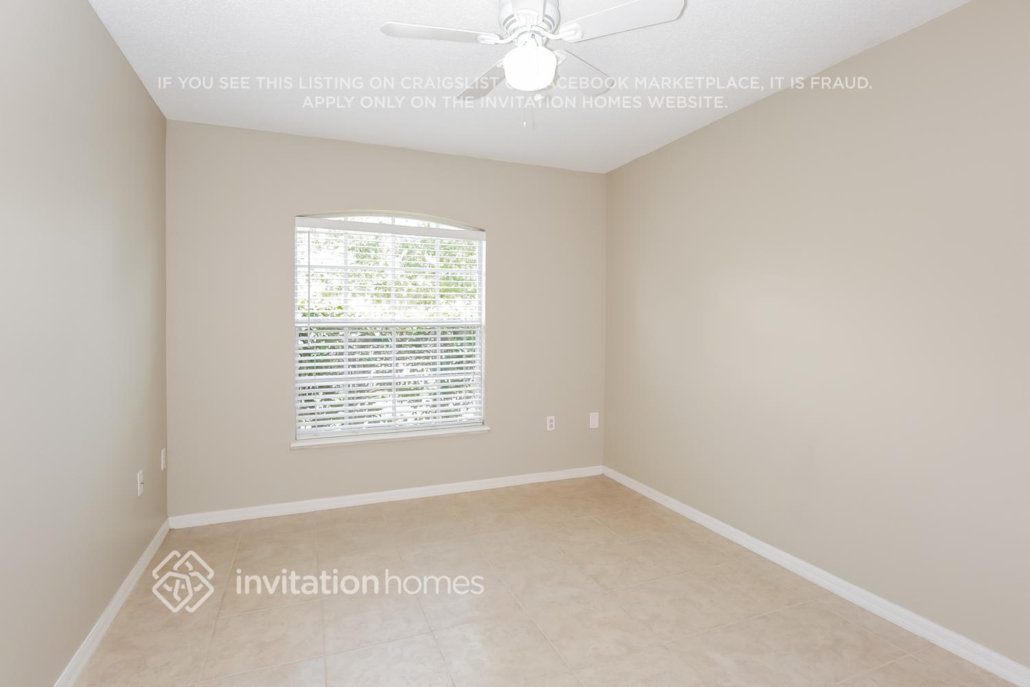 Building Photo - 1045 Brenton Leaf Dr