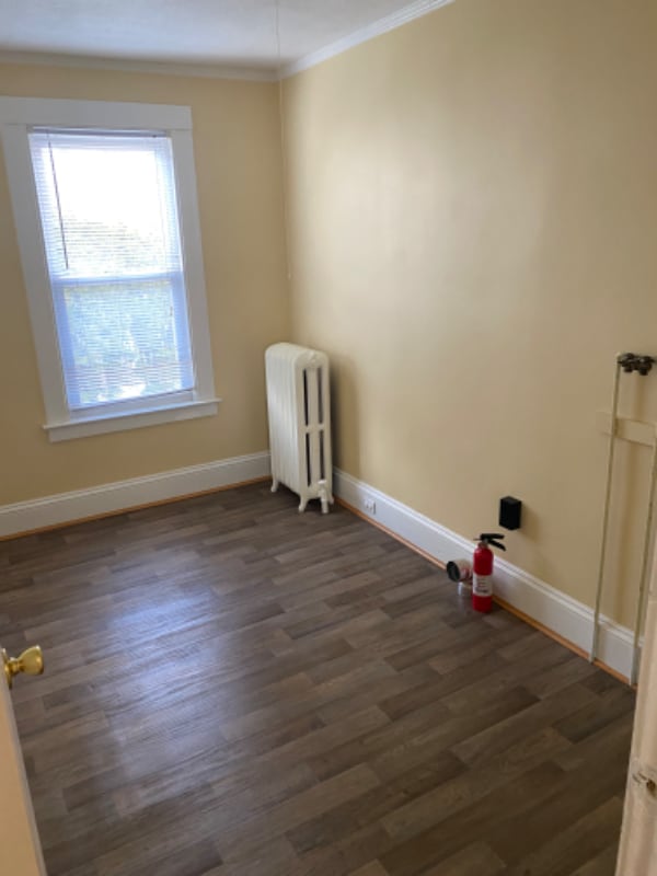 Building Photo - 18 Clearview Ave