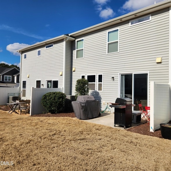 Building Photo - 157 Roebuck Ln