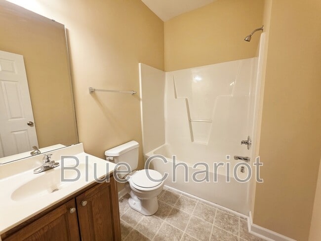 Building Photo - 650 Ganyard Farm Way
