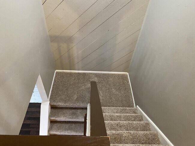 Building Photo - "Charming 2-Bed Townhouse Retreat in Denver – Spacious 1,240 Sq Ft with 1.5 Baths!"