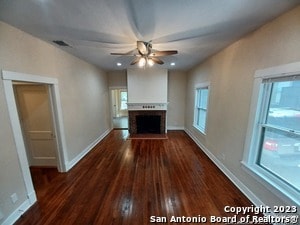 Building Photo - 8 French Ct