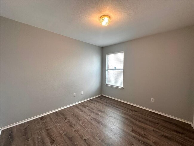 Building Photo - 202 Lucky Clover Ln