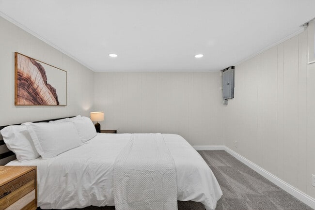 Building Photo - 3831 Brown Rd