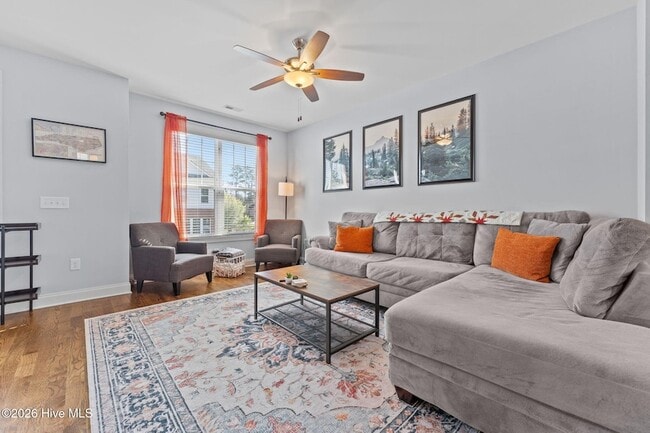 Building Photo - 12 Brownstone Ln