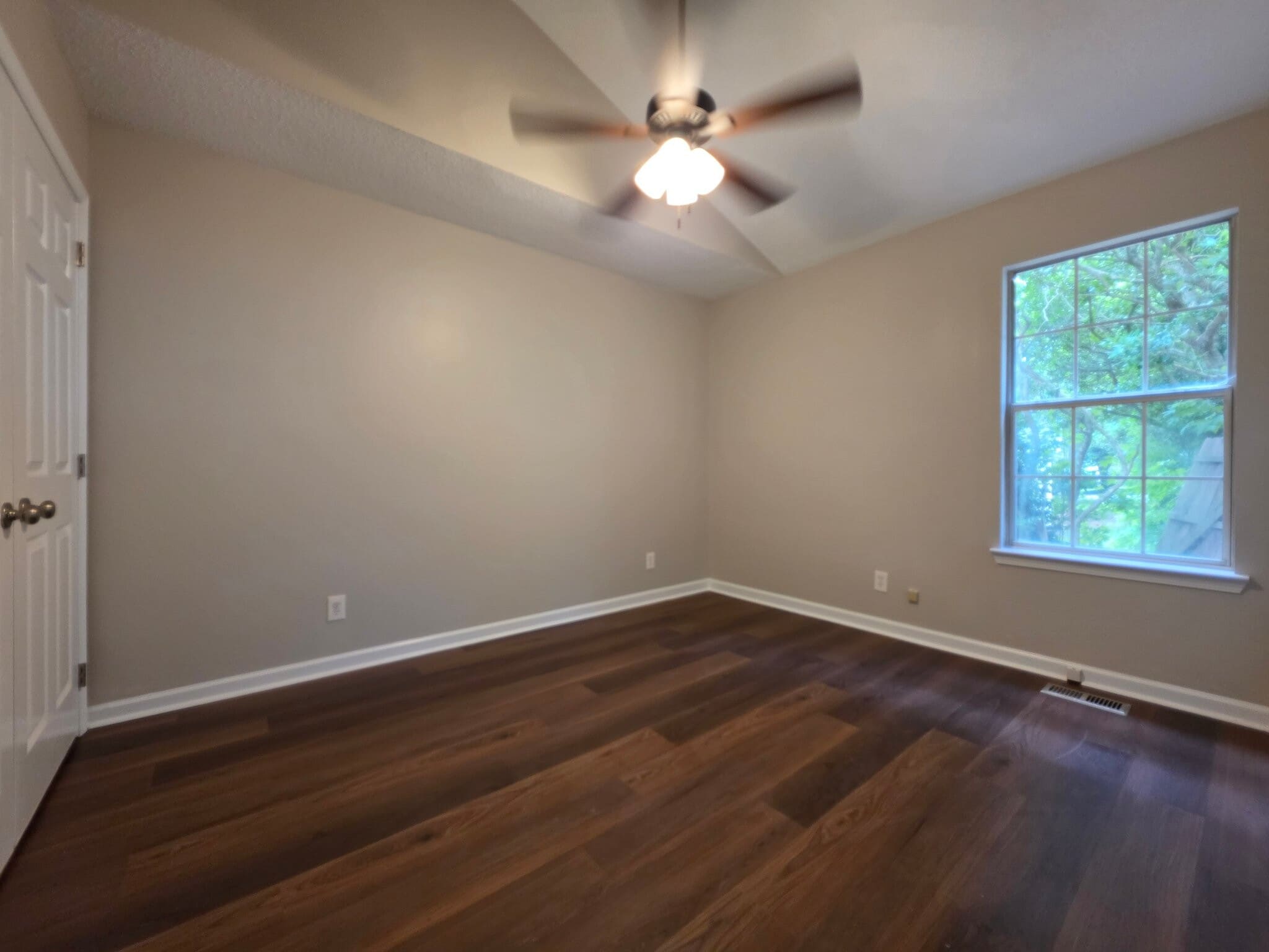 Building Photo - 503 Dunwoody Dr