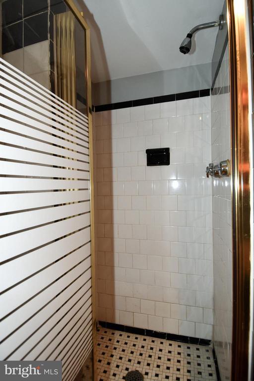 Building Photo - 4100 Dewmar Ct