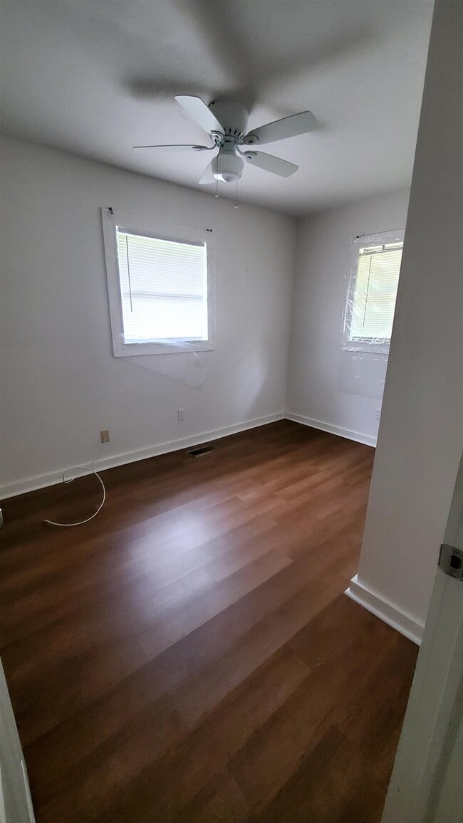 Building Photo - 543 Okaloosa St