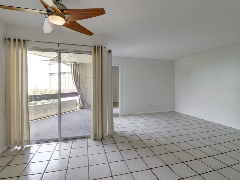 Building Photo - 1490 S Camino Real